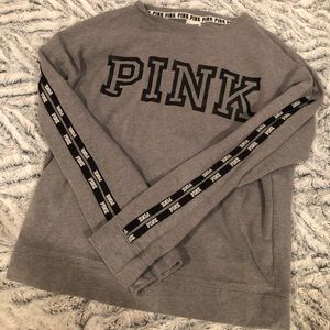 VS Pink Sweatshirt🖤